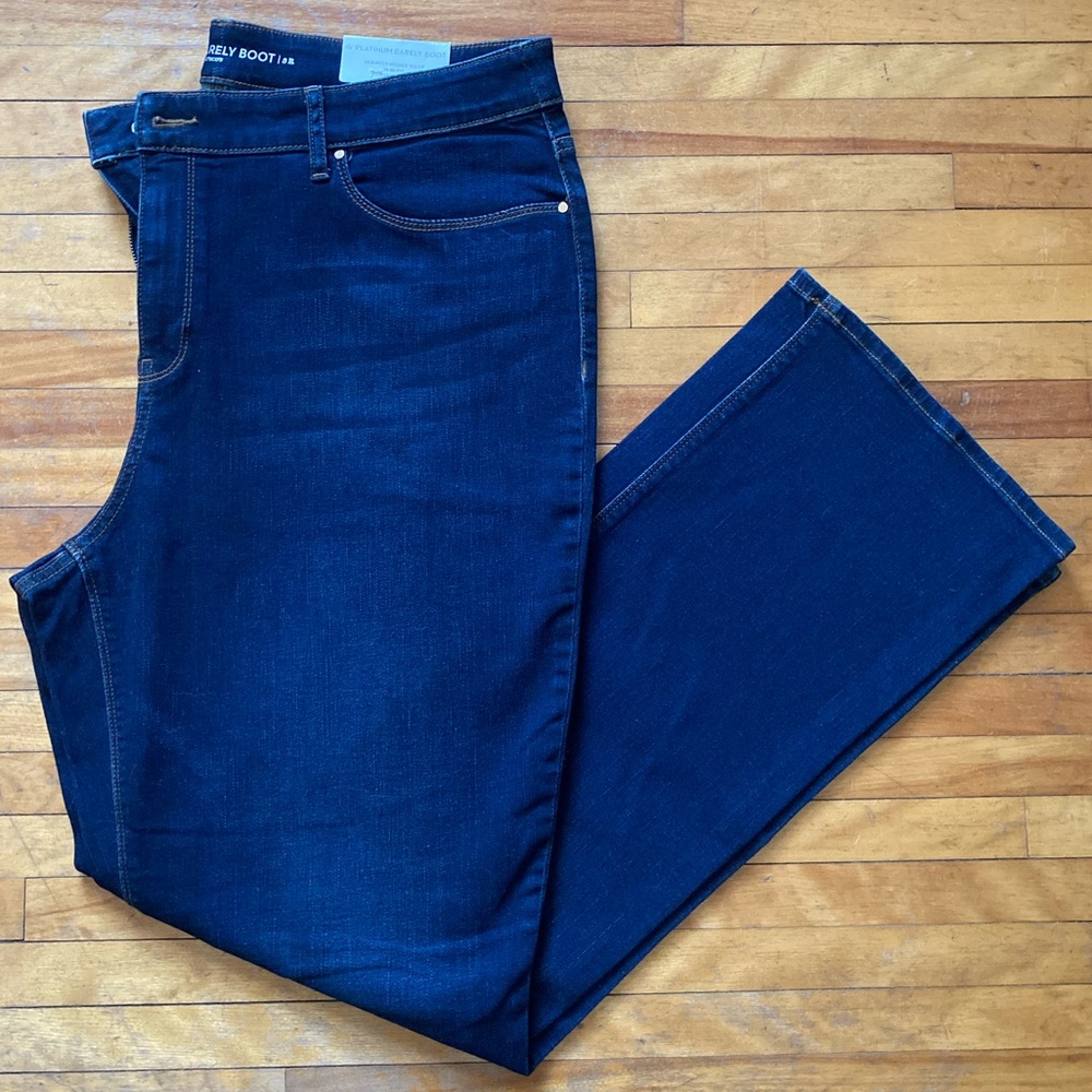 NWT Sz 3 Chicos Bootcut Platinum Jeans